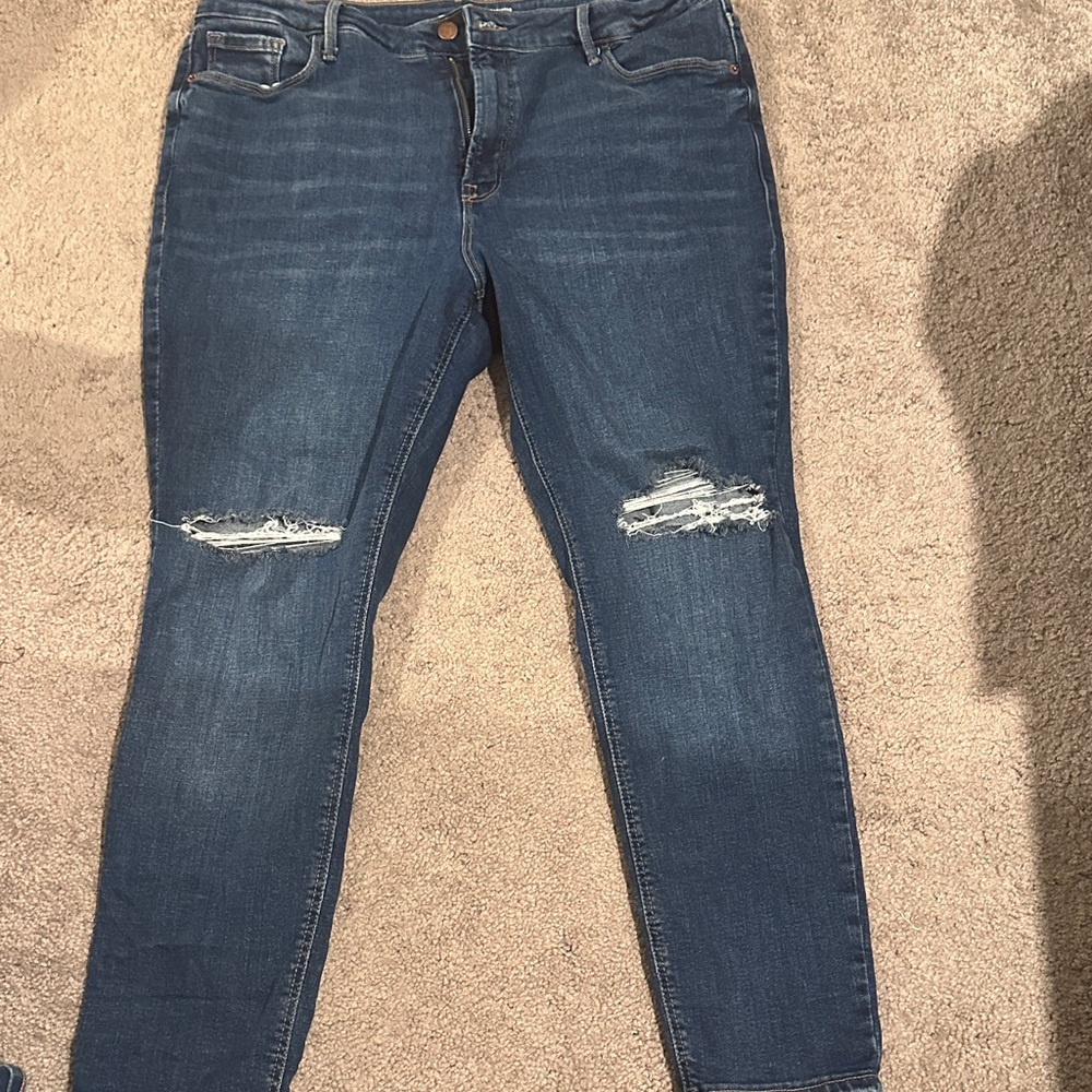 Old Navy Women's Dark Blue Distressed Skinny Jeans